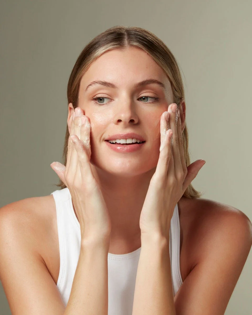 Purifying Cleansing Gel 100ml - Image 5